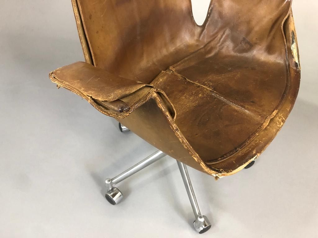 Foto Very Used Fabricius Kastholm Chair for Kill, Decoration Only 1964