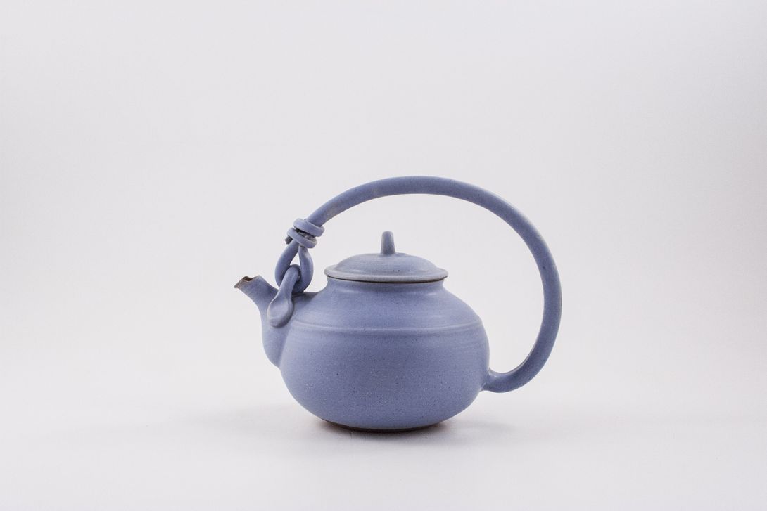 Foto Baby Blue Kettle with Big Handle