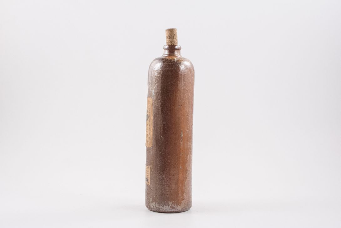 Foto Bols Genever Bottle, Netherlands