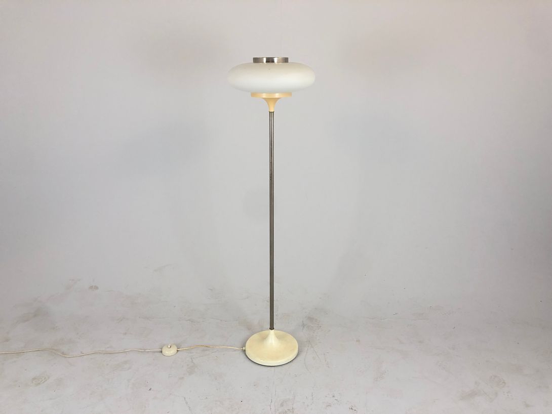 Foto Space Age Beige and Chrome Floor Lamp h148