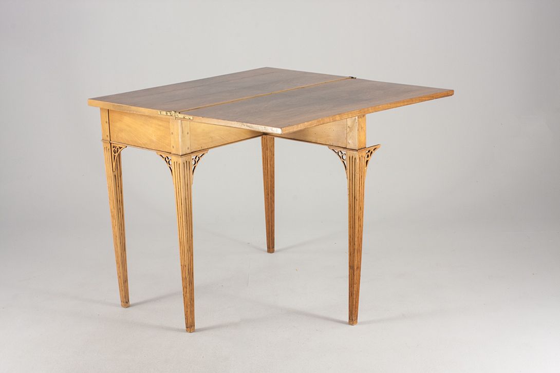 Foto Biedermeier Fold-Out Table Potsdam 1820 h78x88x44