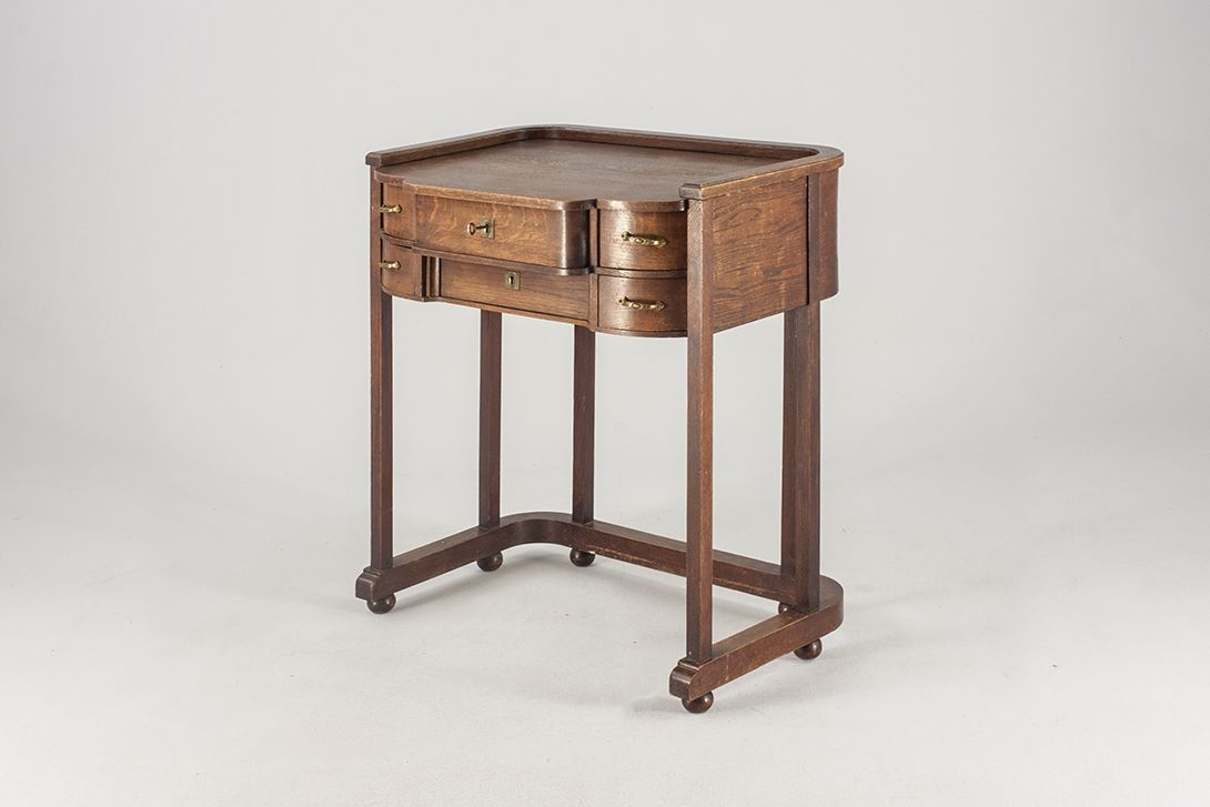 Foto Movable Secretary Arts and Crafts London 1905 h79x71x49