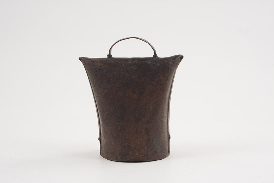 Foto Dark Rustic Cowbell
