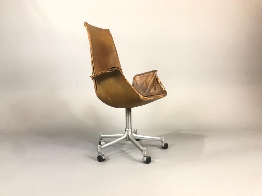 Foto Very Used Fabricius Kastholm Chair for Kill, Decoration Only 1964