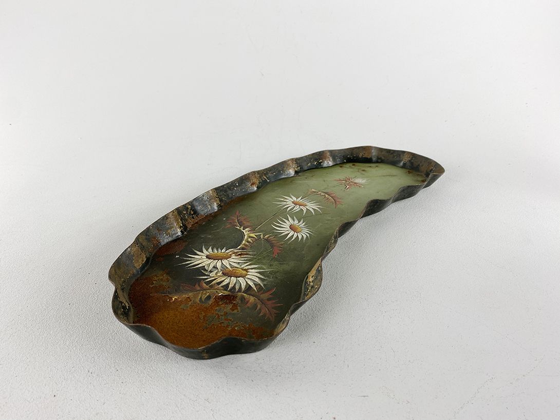Foto Metal Tray with Flowers