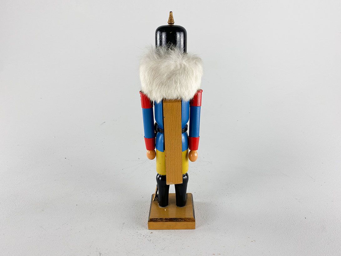 Foto Traditional German Nutcracker Figurine h39