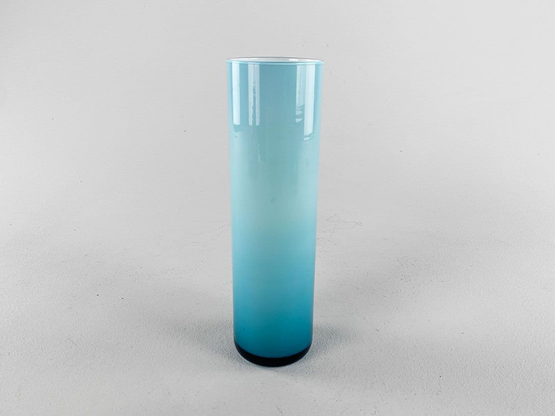 Foto Faded Blue Glass Vase h25