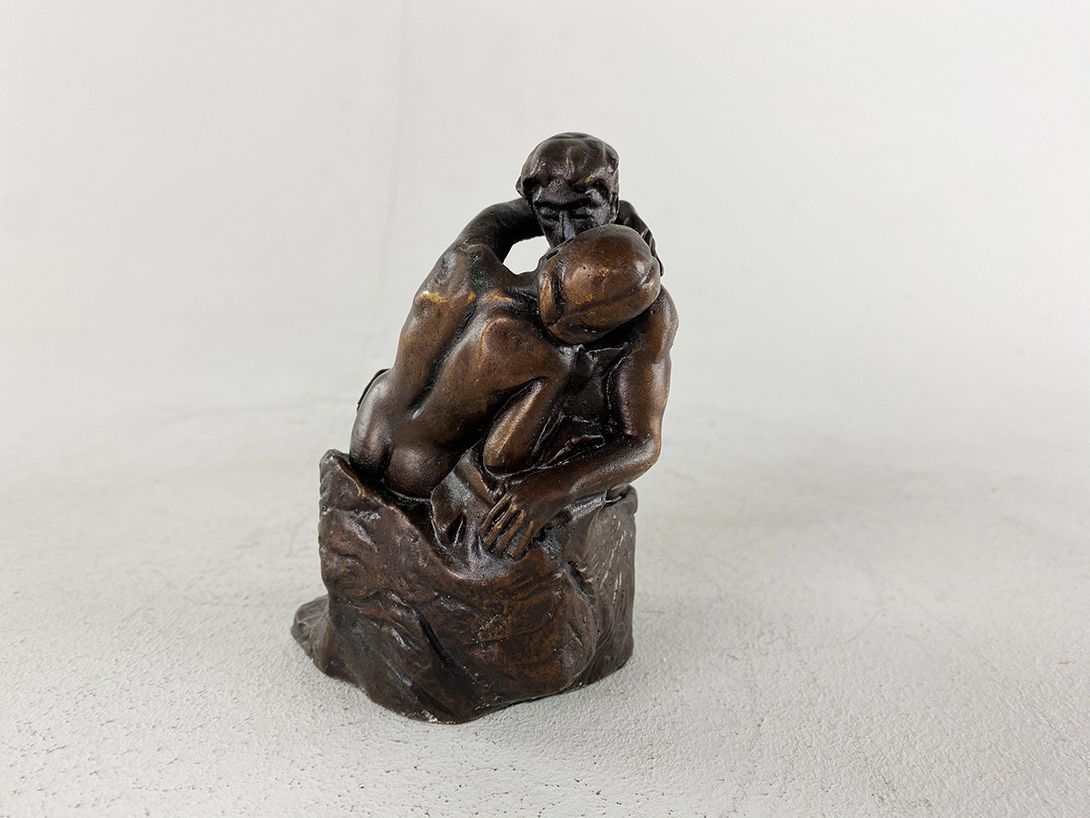 Foto Lovers Kiss Bronze