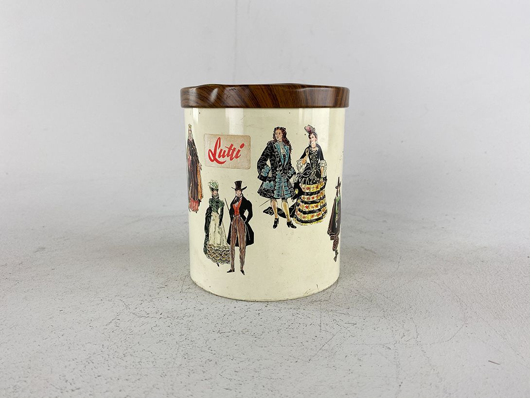 Foto Lutti Box with Fancy People