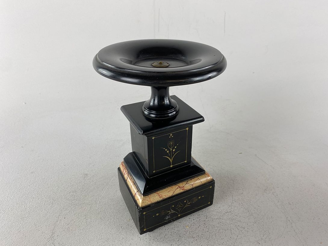 Foto Black Candle Holder with Marble Details