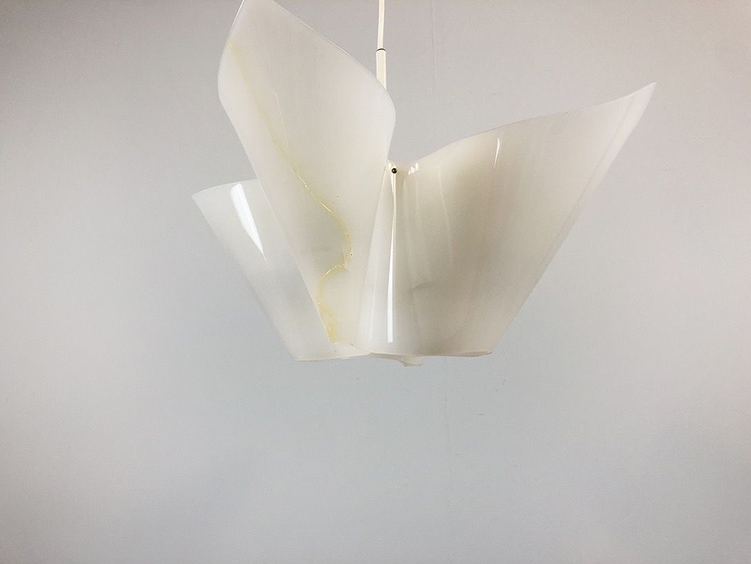 Foto White and Gold Folded Pendant Lamp ø53