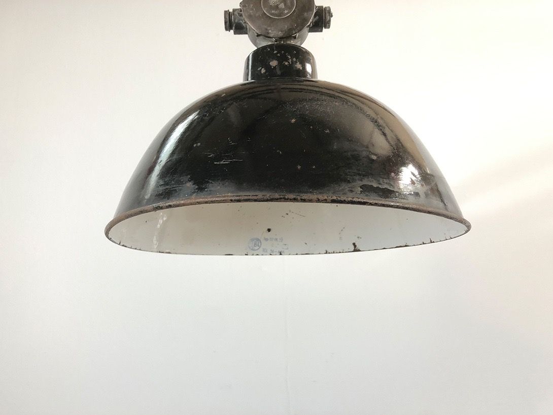 Foto Black Industrial Pendant Lamp h36
