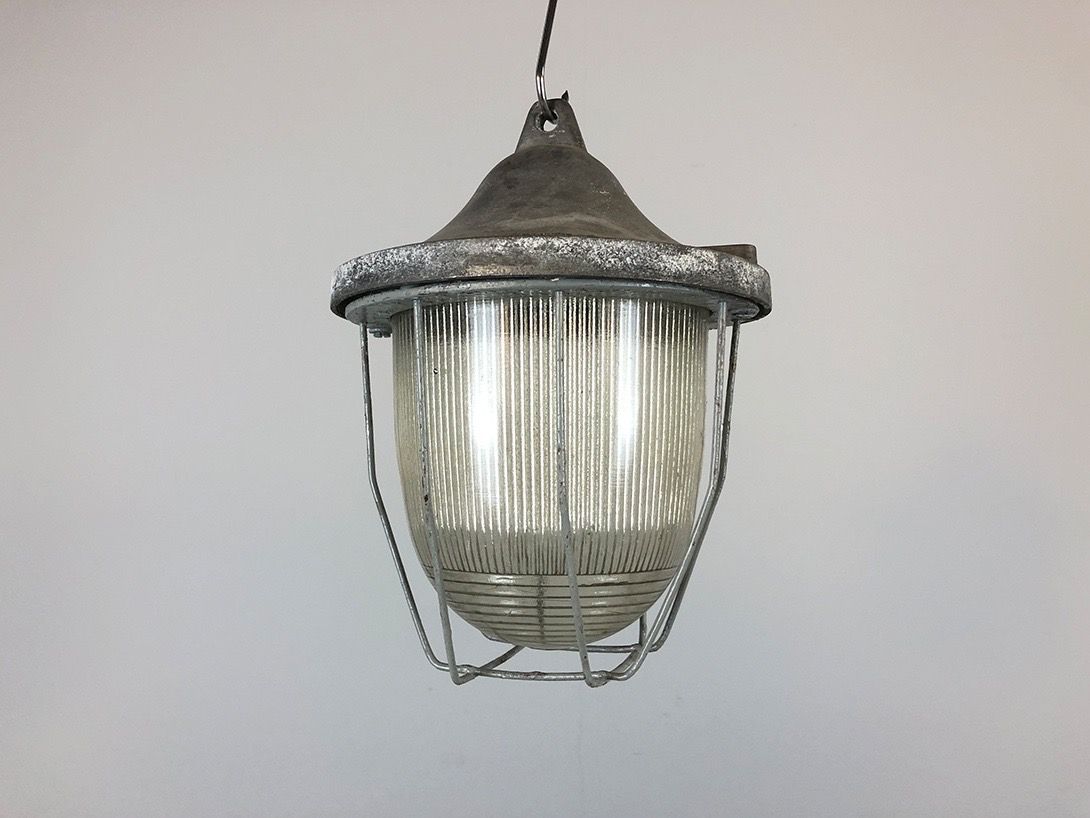 Foto Industrial Ceiling Lamp ø23