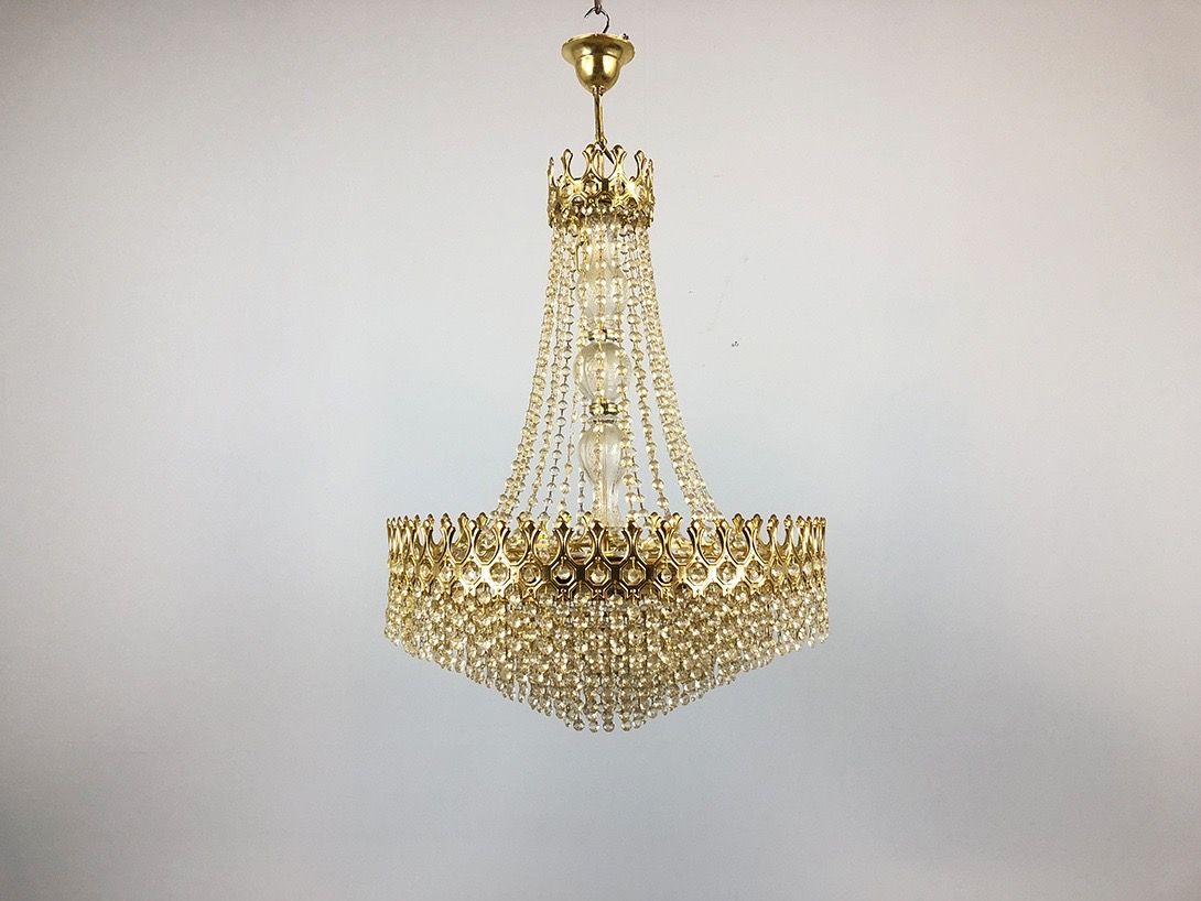 Foto Magnificent Murano Chandelier with Crown ø57