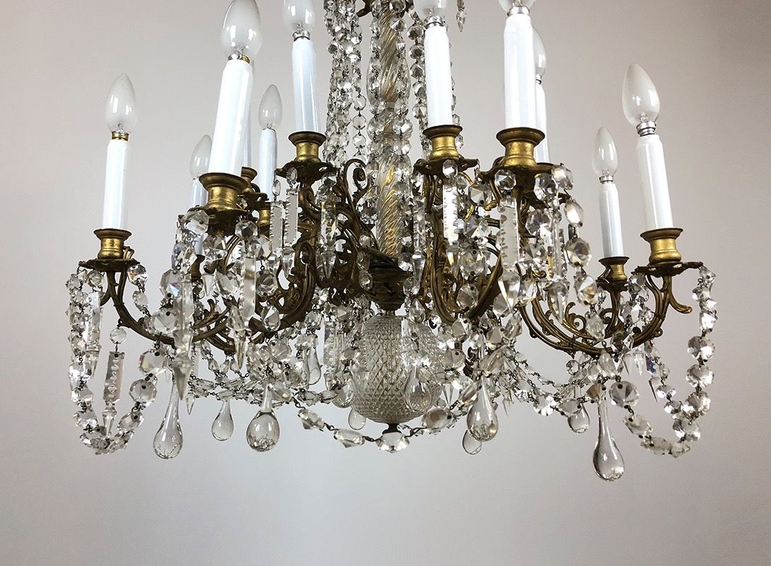 Foto Chandelier with Many Crystals ø75