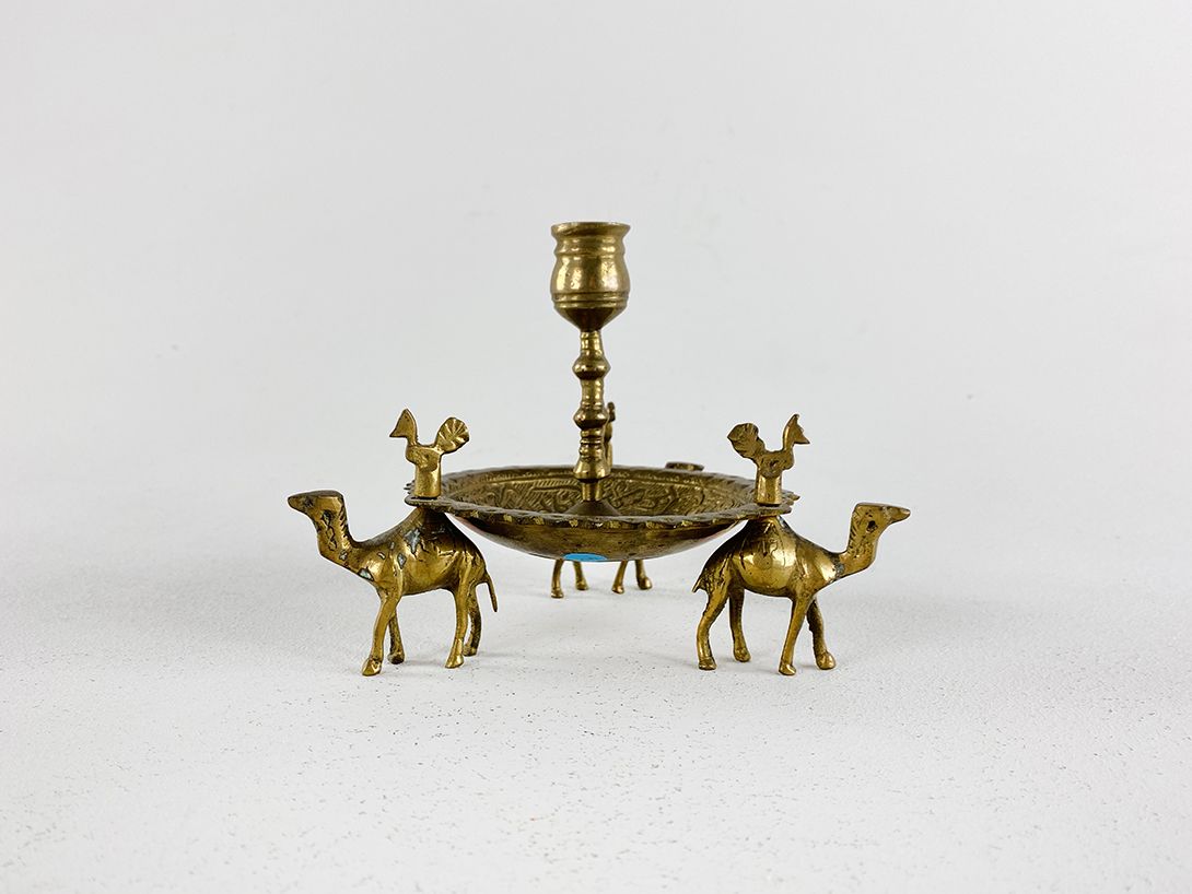 Foto Brass Caravan Candle Holder