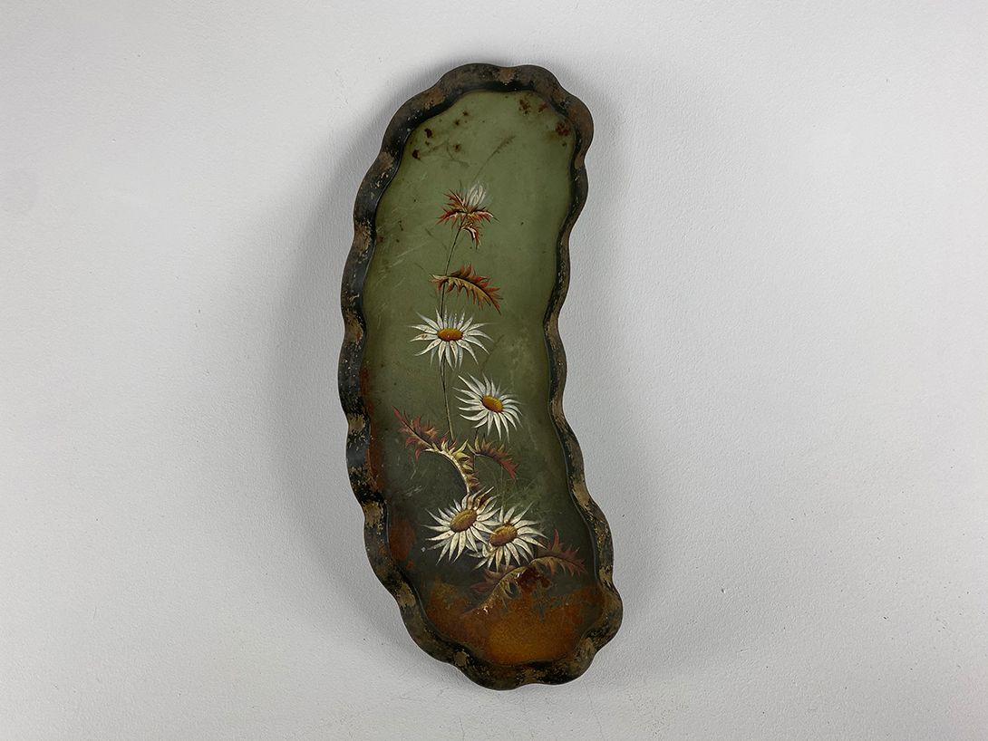 Foto Metal Tray with Flowers