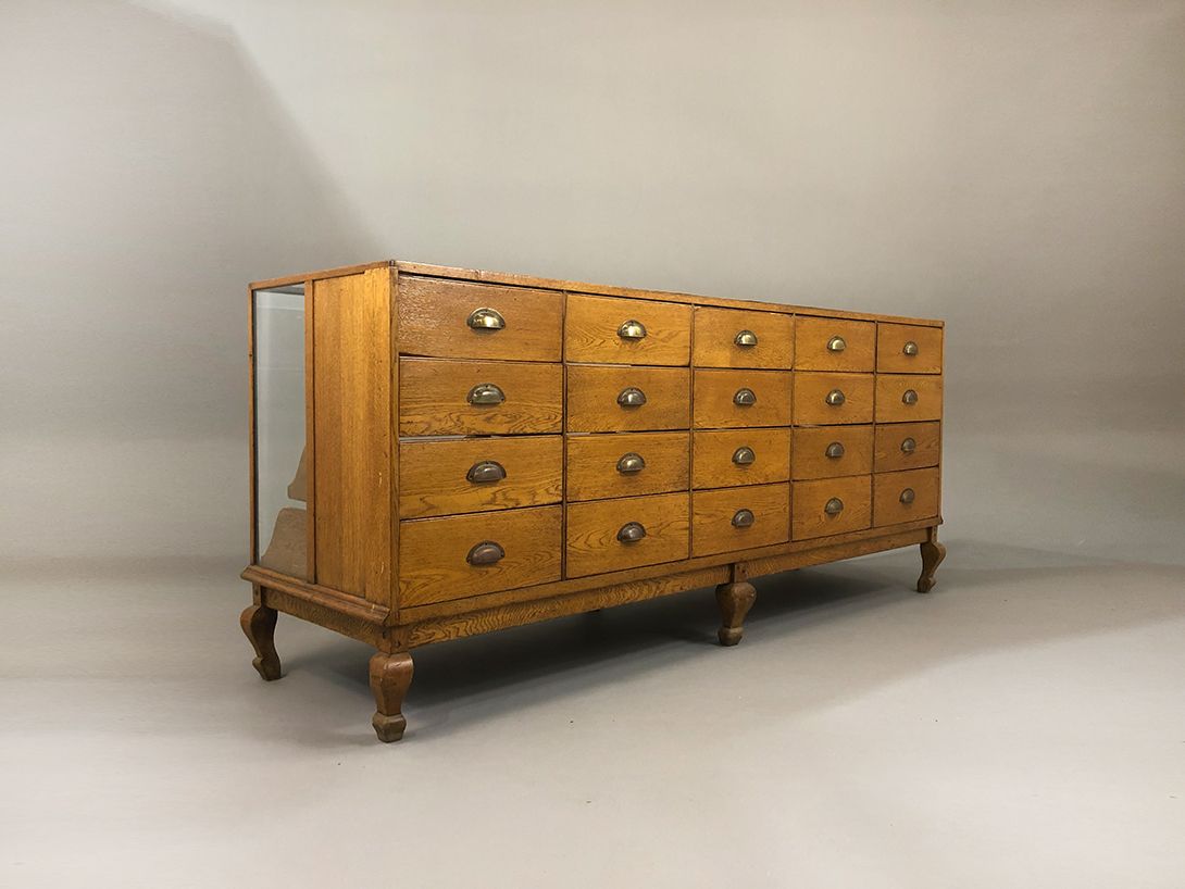 Foto English Shop Display Brewitt and Son Doncaster