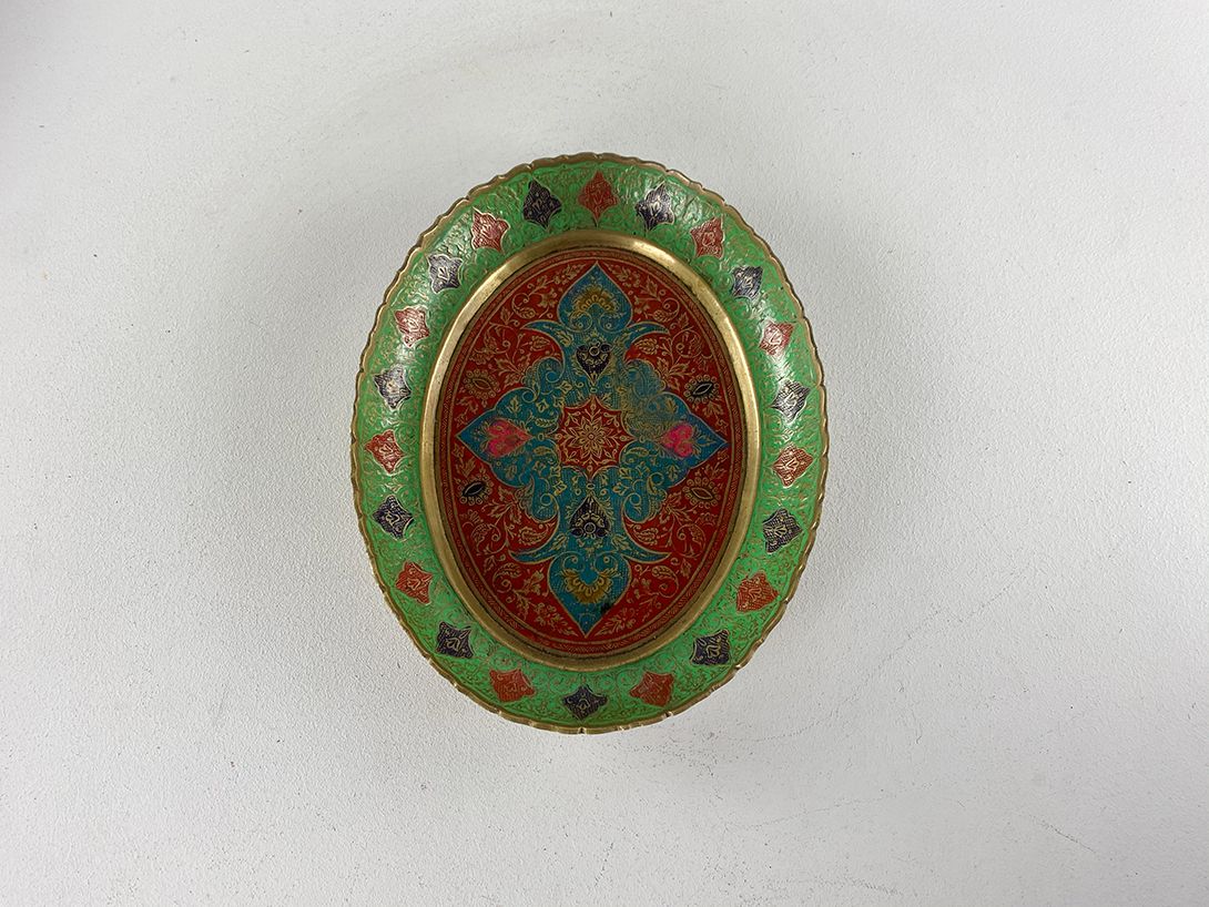Foto Oval Oriental Brass Plate