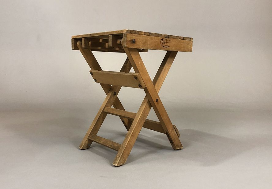 Foto Wooden Folding Stool