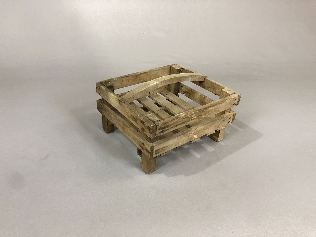 Foto Antique Bottle Basket