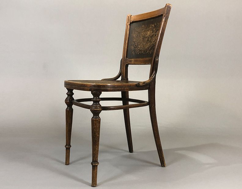 Foto Wood Embossed Inlayed Dining Chair Weimar 1890