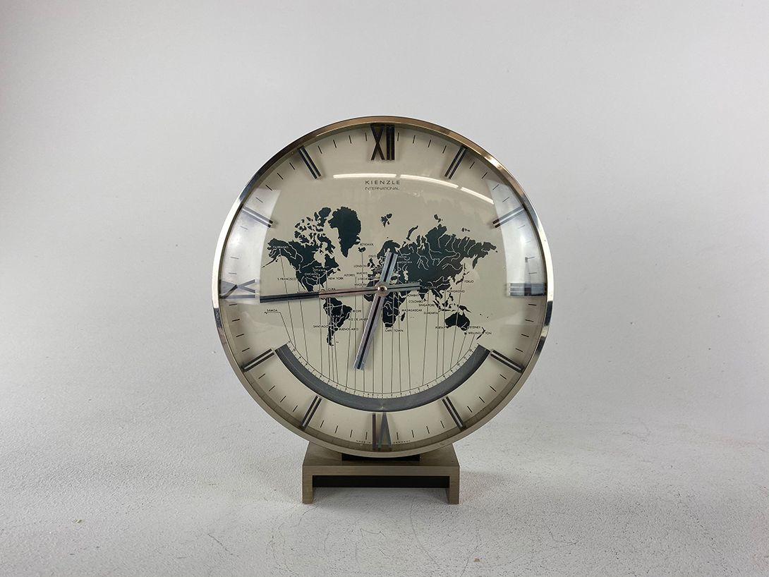 Foto Kienzle World Map Clock