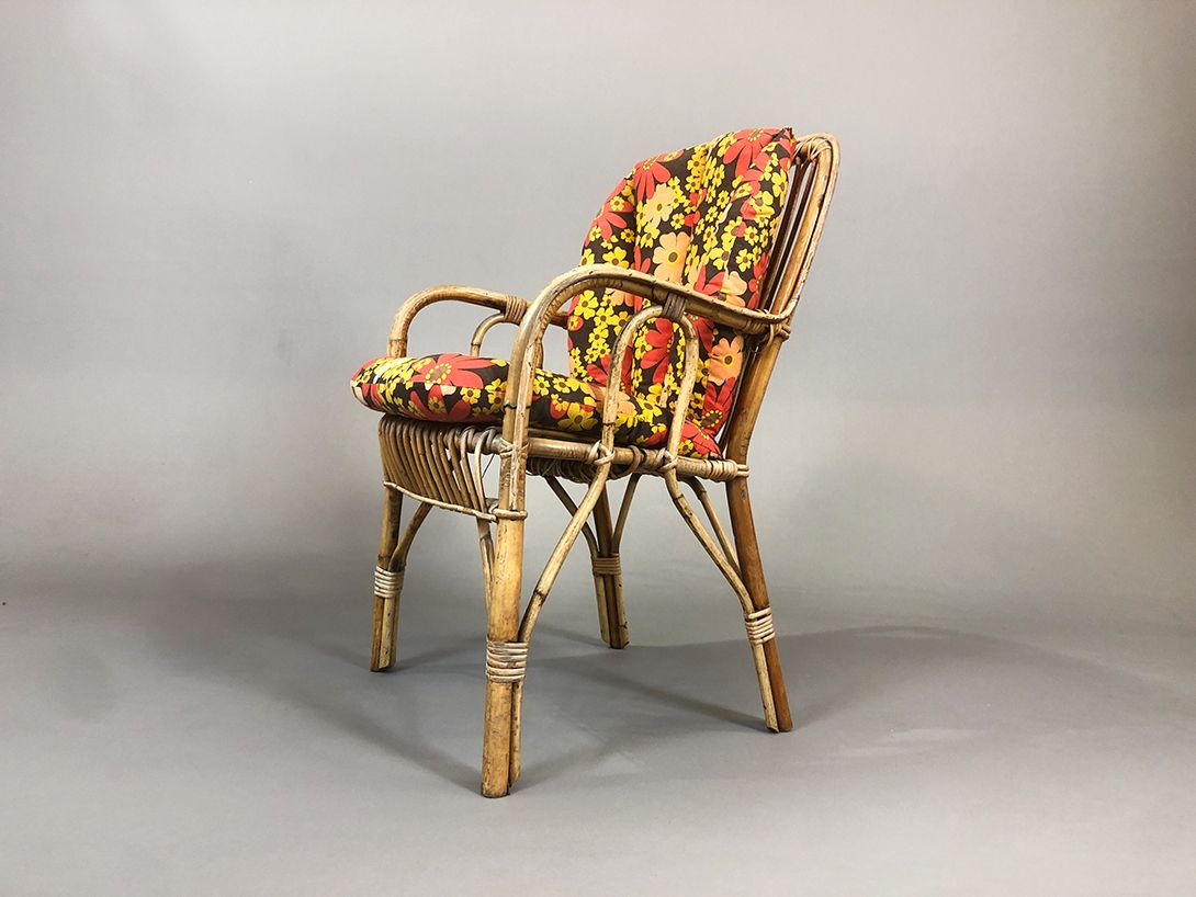 Foto Garden Chair with Flowered Upholstery