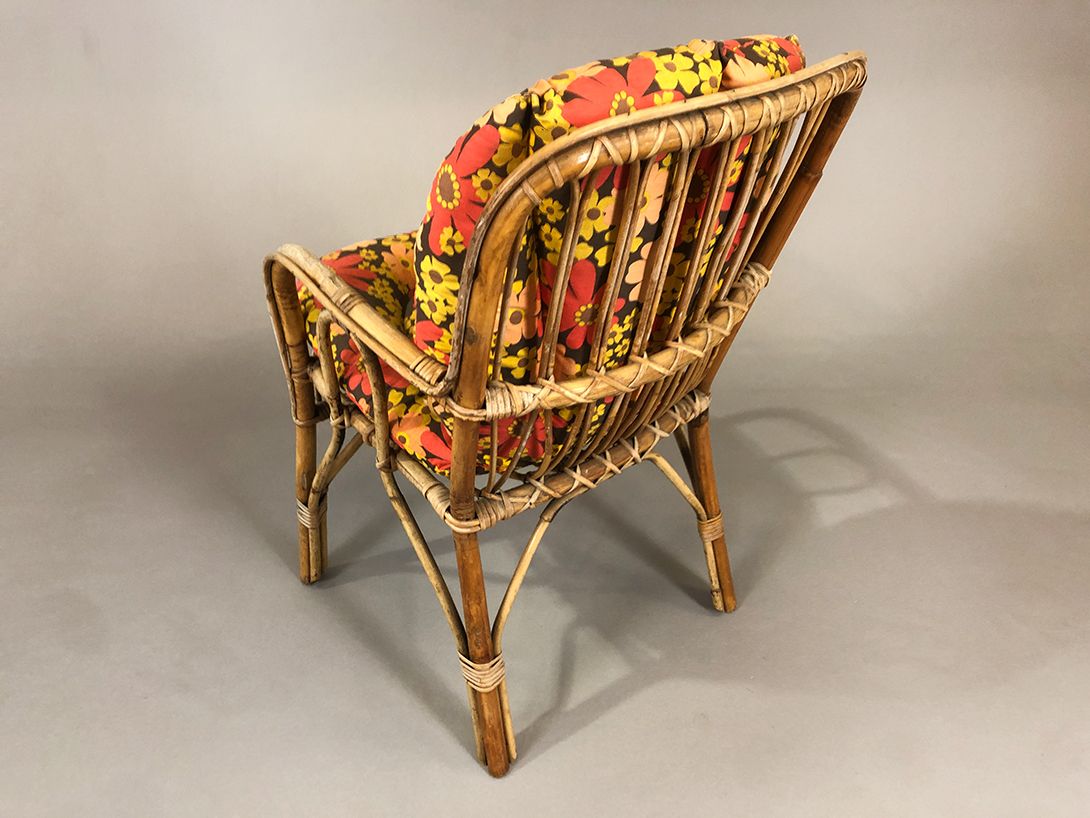 Foto Garden Chair with Flowered Upholstery