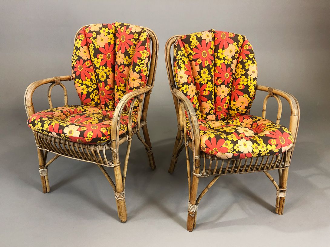 Foto Garden Chair with Flowered Upholstery