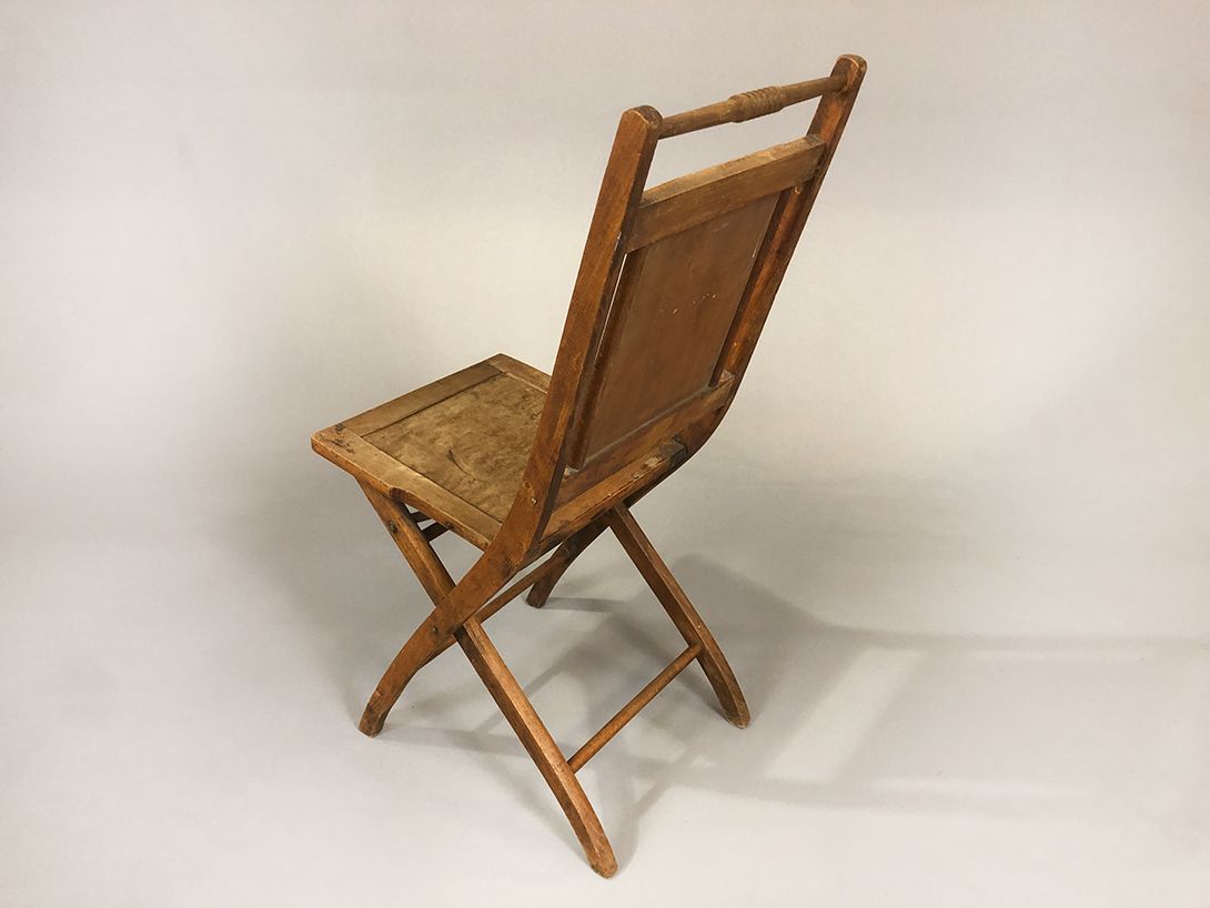 Foto Antique Folding Chair Pol Cigaretten
