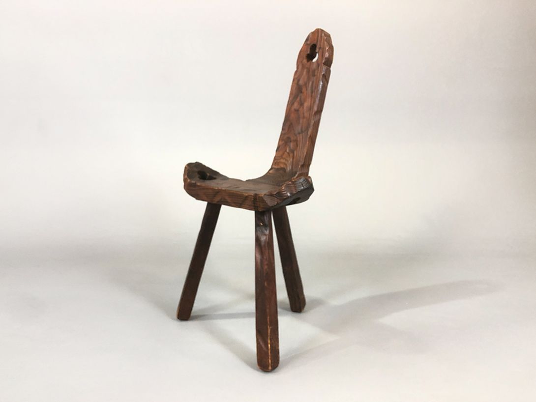 Foto Antique Wooden Chair