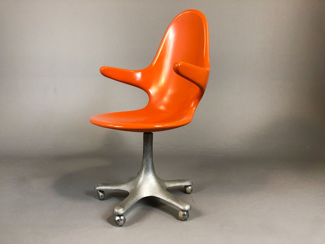 Foto Orange Plastic Office Chair Colani Prototype 1973
