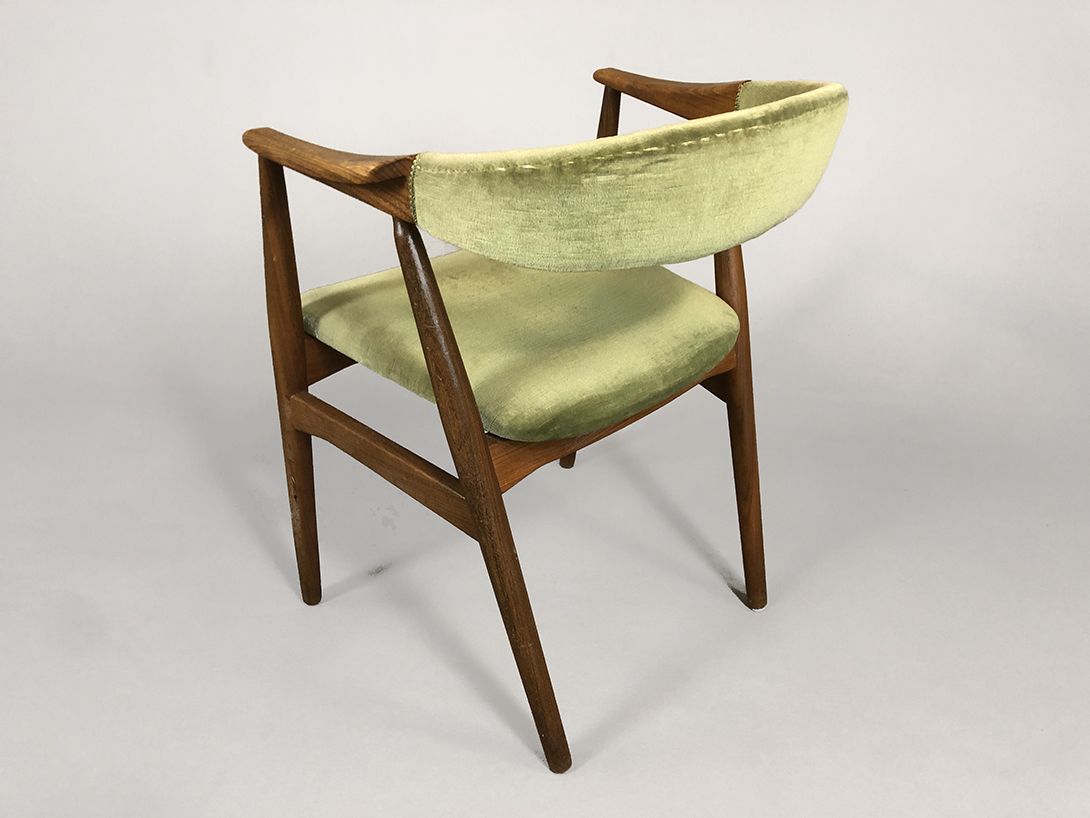 Foto Armchair with Green Velvet Upholstery