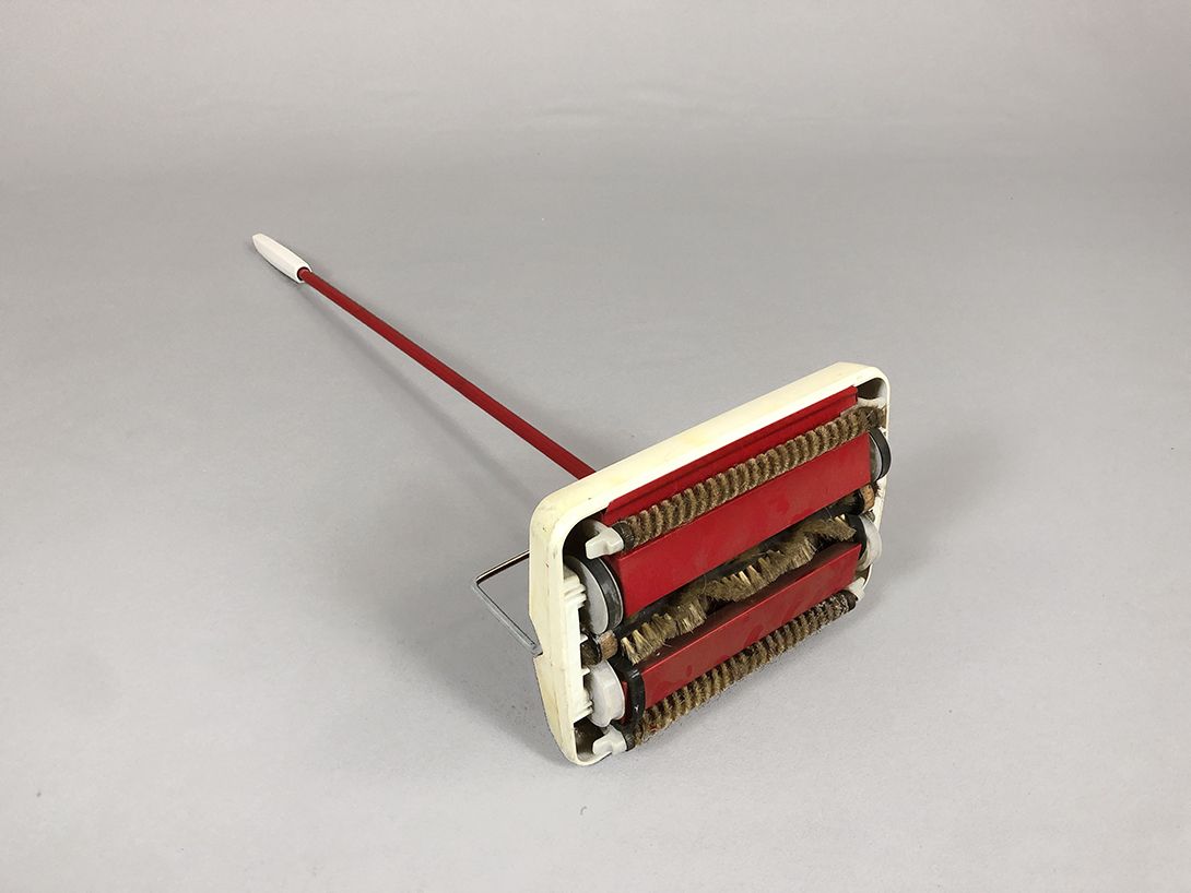 Foto Leifheit Regular Carpet Sweeper