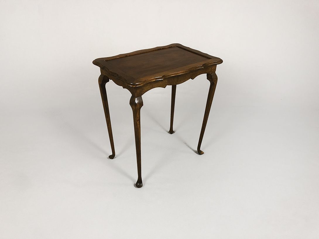 Foto Set of Three Nesting Side Tables h56x58x38