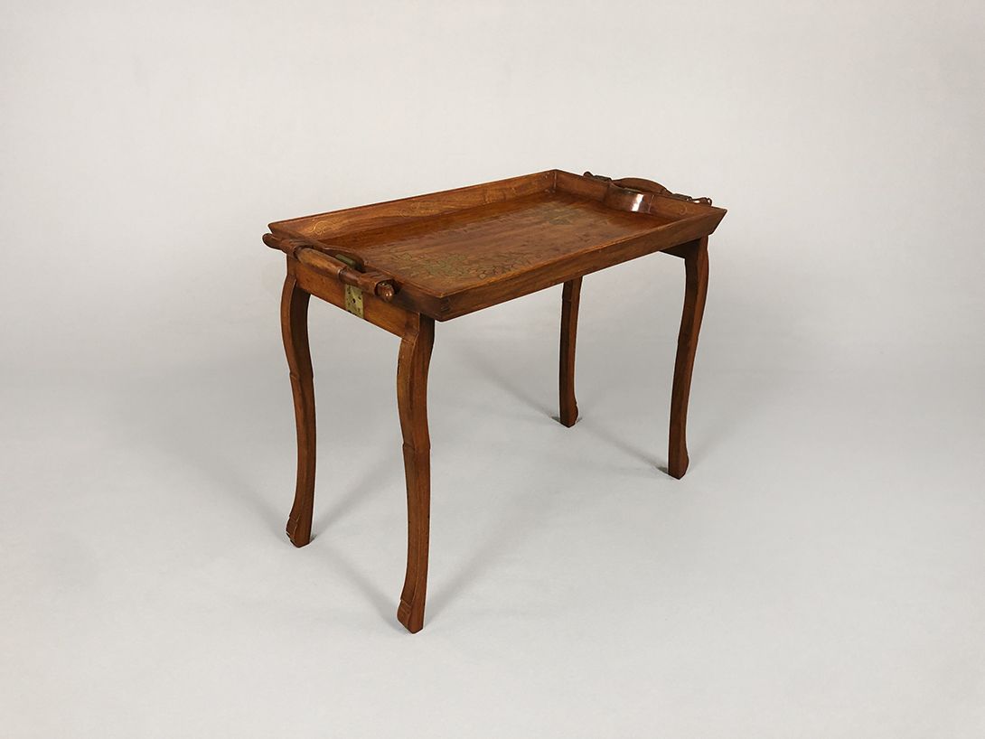 Foto Wooden Tray Table h50x65x35