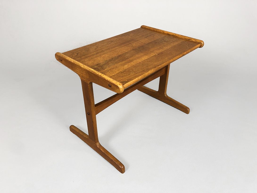 Foto Set of Two Teak Nesting Tables H47x63x41