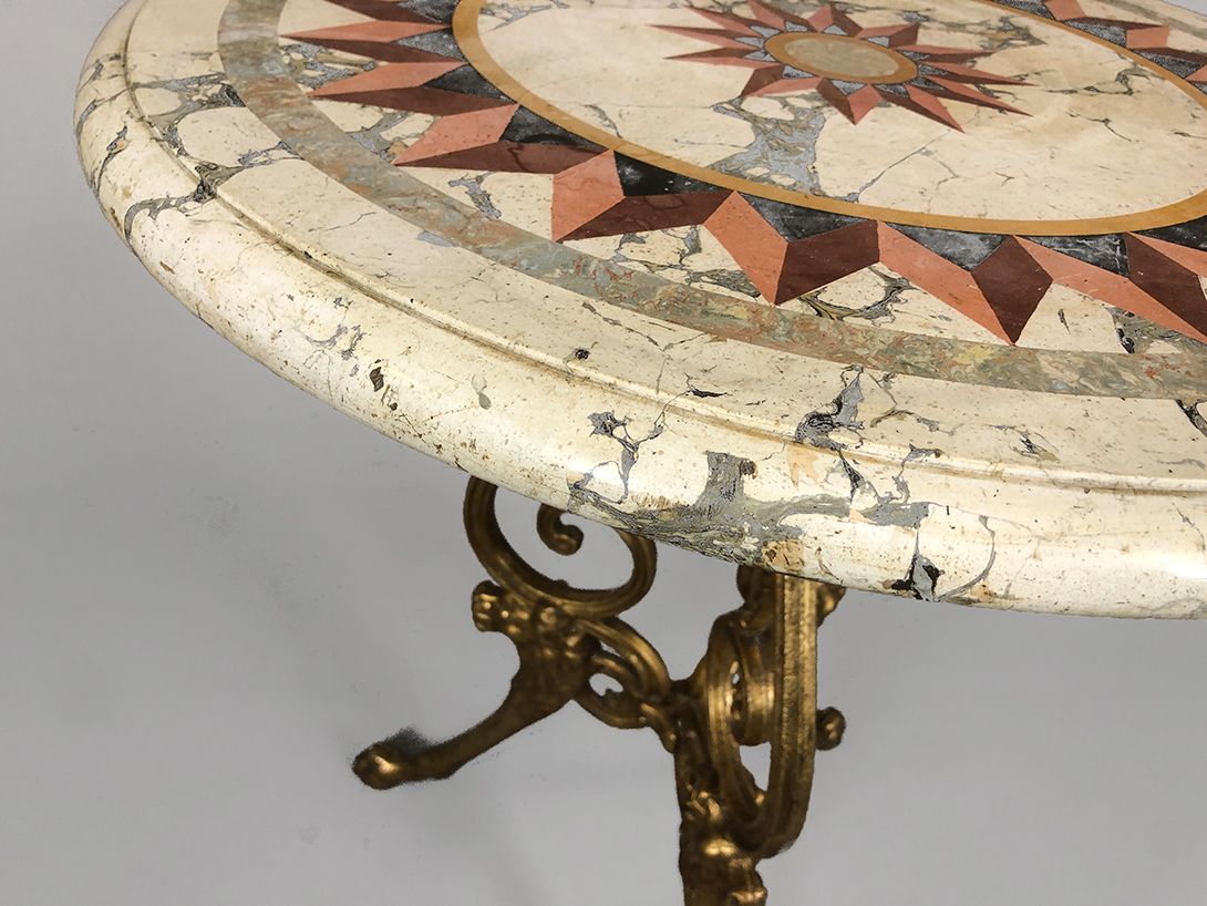 Foto Round Stoneware Side Table with Brass Feet H75x63