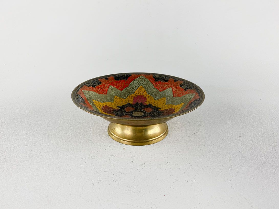 Foto Oriental Brass Bowl