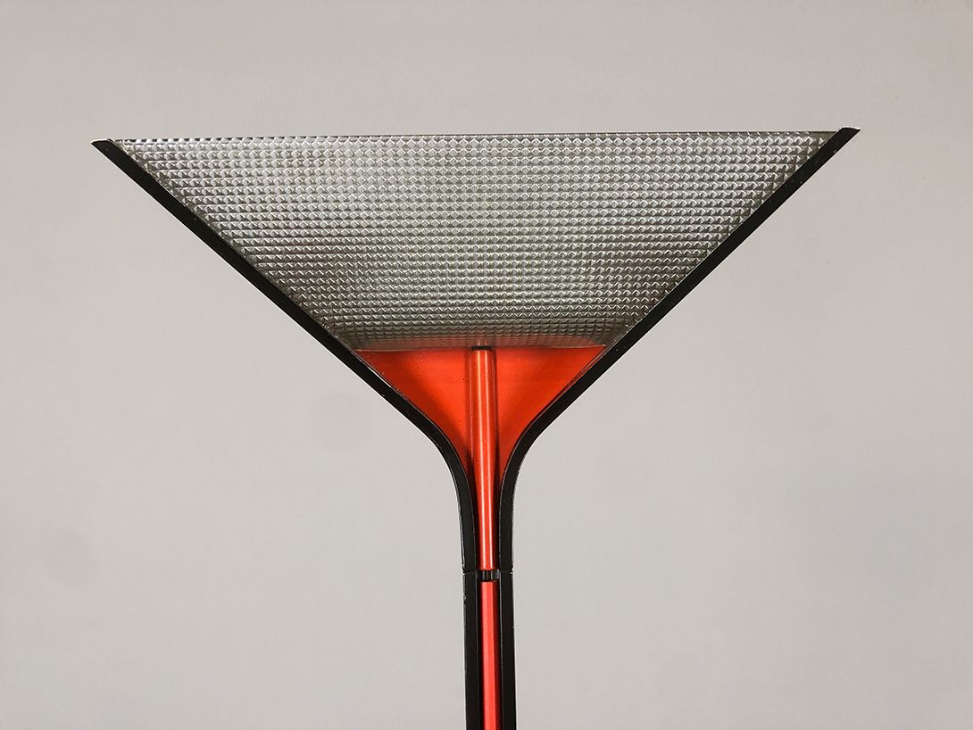 Foto Memphis Floor Lamp Red and Black h190 B1+