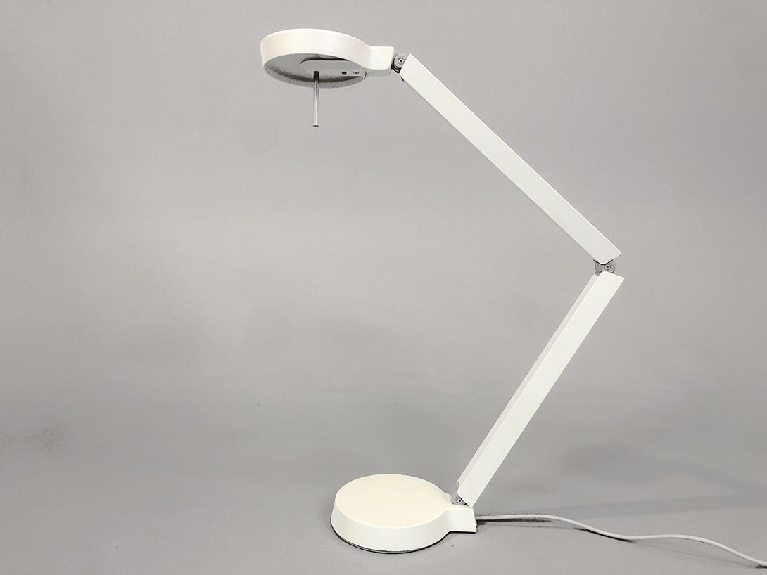 Foto Industrial White Adjustable Table Lamp Decoration Only h95