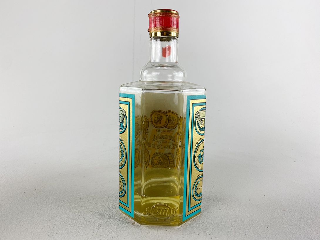 Foto German Cologne Bottles Kölnisch Wasser