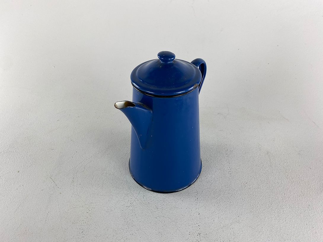 Foto Blue Enamel Coffee Pot