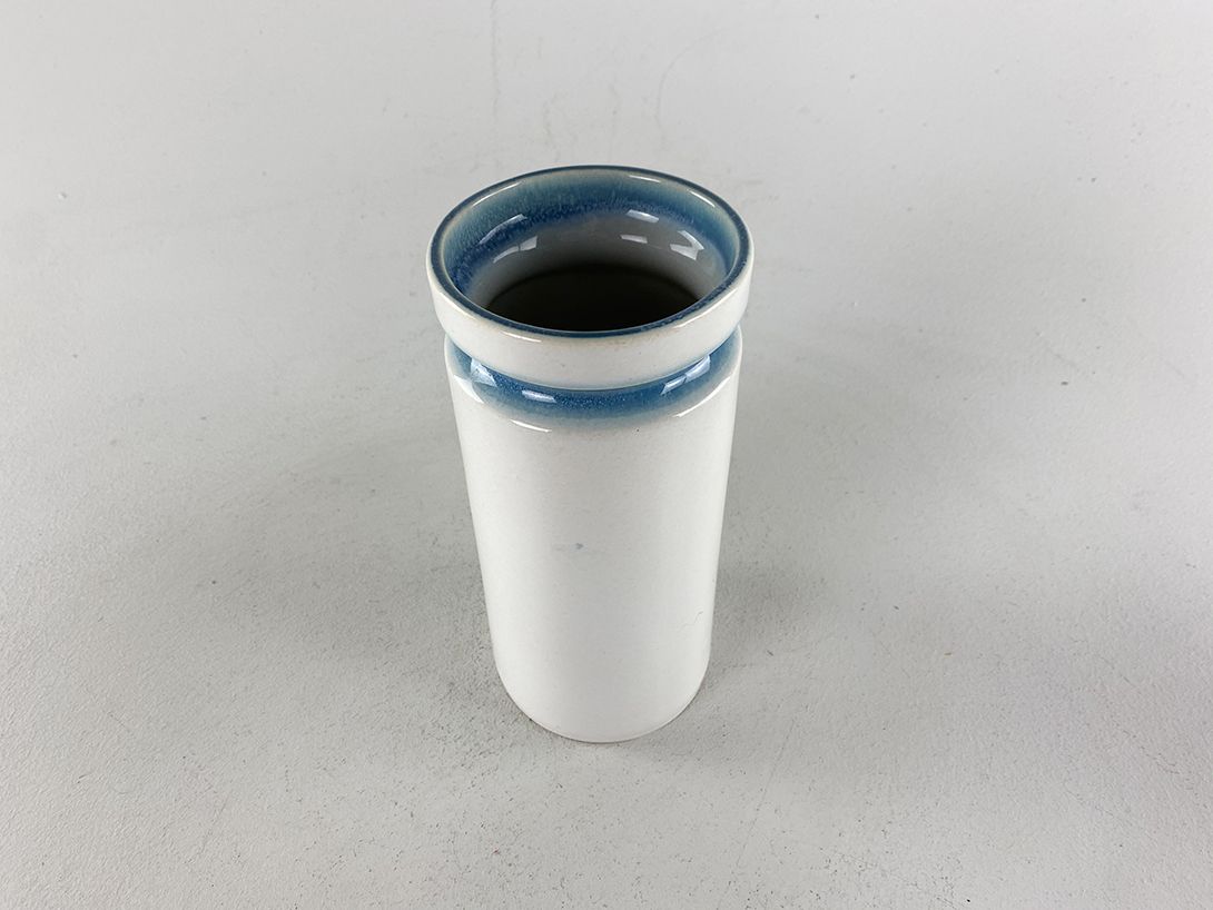Foto Cylindric White Vase Czechoslovakia h22 C5