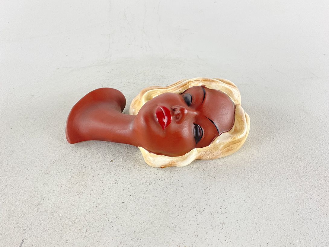 Foto Pretty Woman German Wall Mask 50s