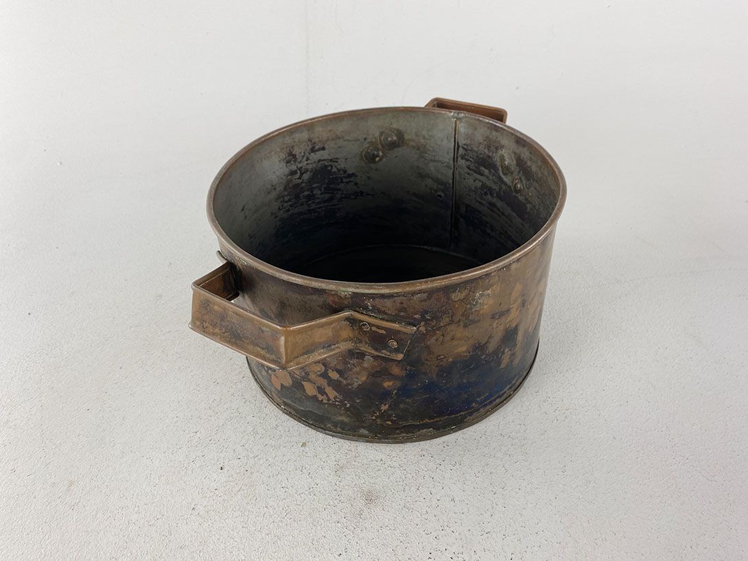 Foto Rusty Metal Pot