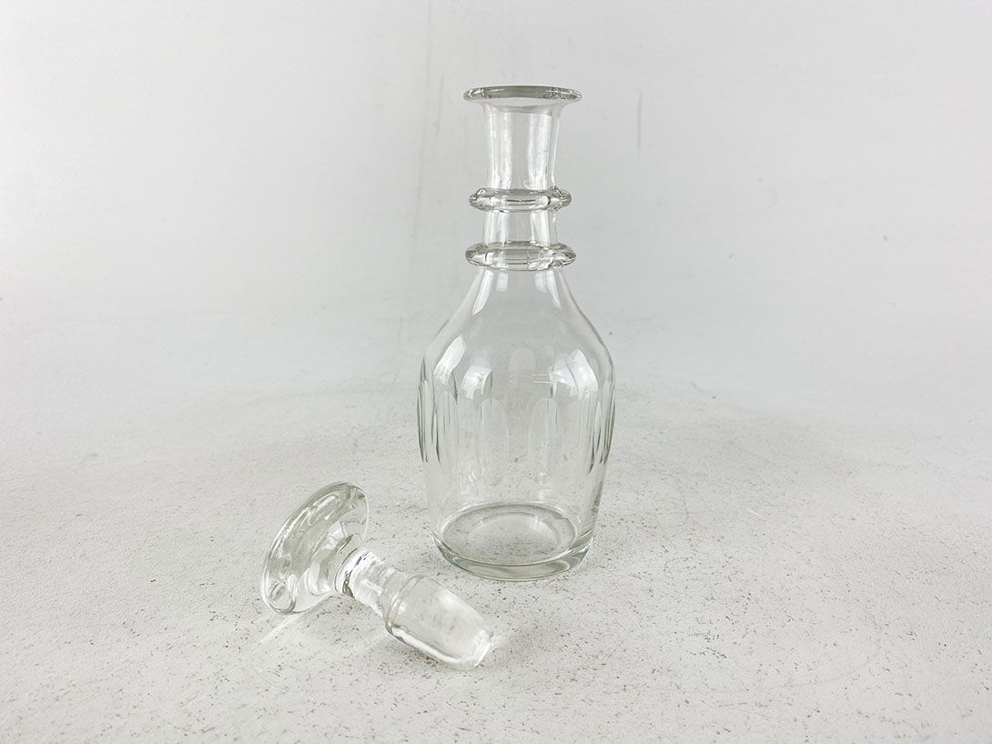 Foto Clear Glass Carafe h21x7