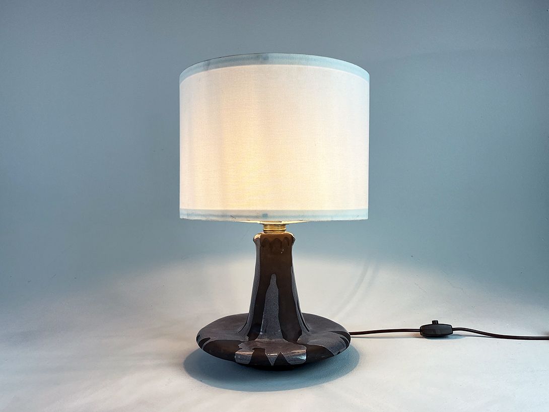 Foto Psychedelic Table Lamp with Purple Ceramic Base h48