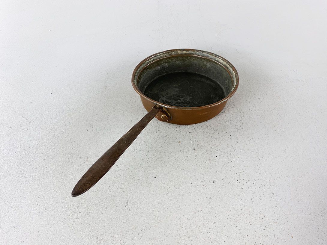 Foto Copper Pan with Long Handle
